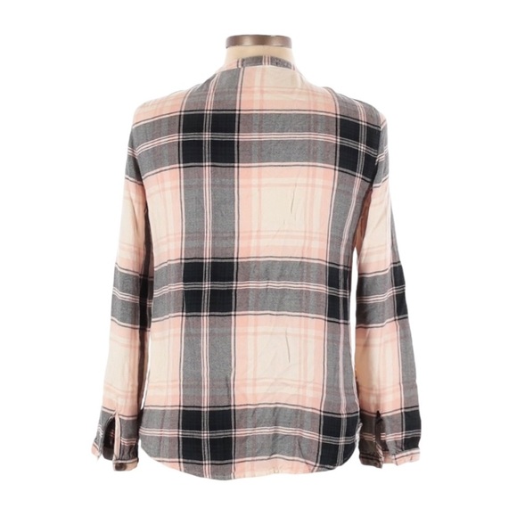 🌺 Maurices Boho Plaid V-Neck Henley Blouse M Pink Black L/S Soft Rayon Top - Picture 2 of 10